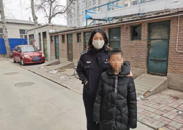 石家庄13岁男孩穿拖鞋出走, 一天后被找到, 孩子走失后父母大呼后悔