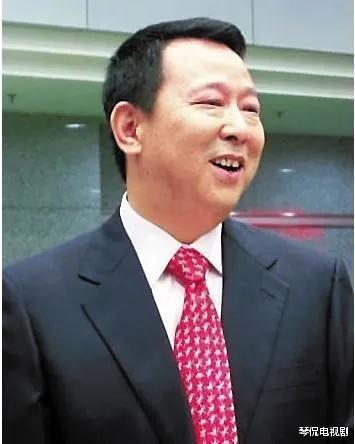 身家400亿的刘汉被判死刑,押赴刑场途中神情恍恍惚惚