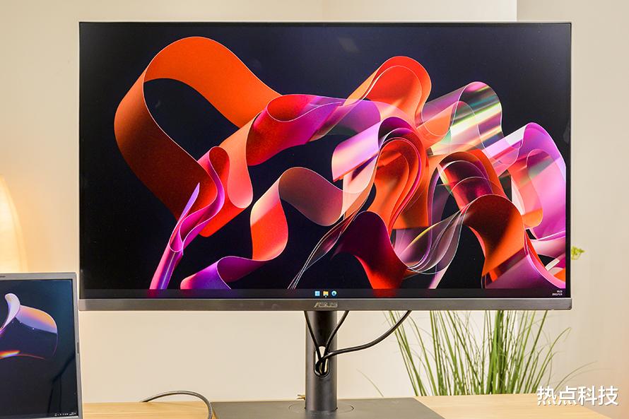 显示器|华硕创艺32专业显示器PA32UCR评测：MiniLED面板 为创作而生