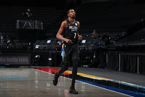 克里斯·波什|NBA历史十大瘦高型远投王：波什上榜，诺维斯基登顶