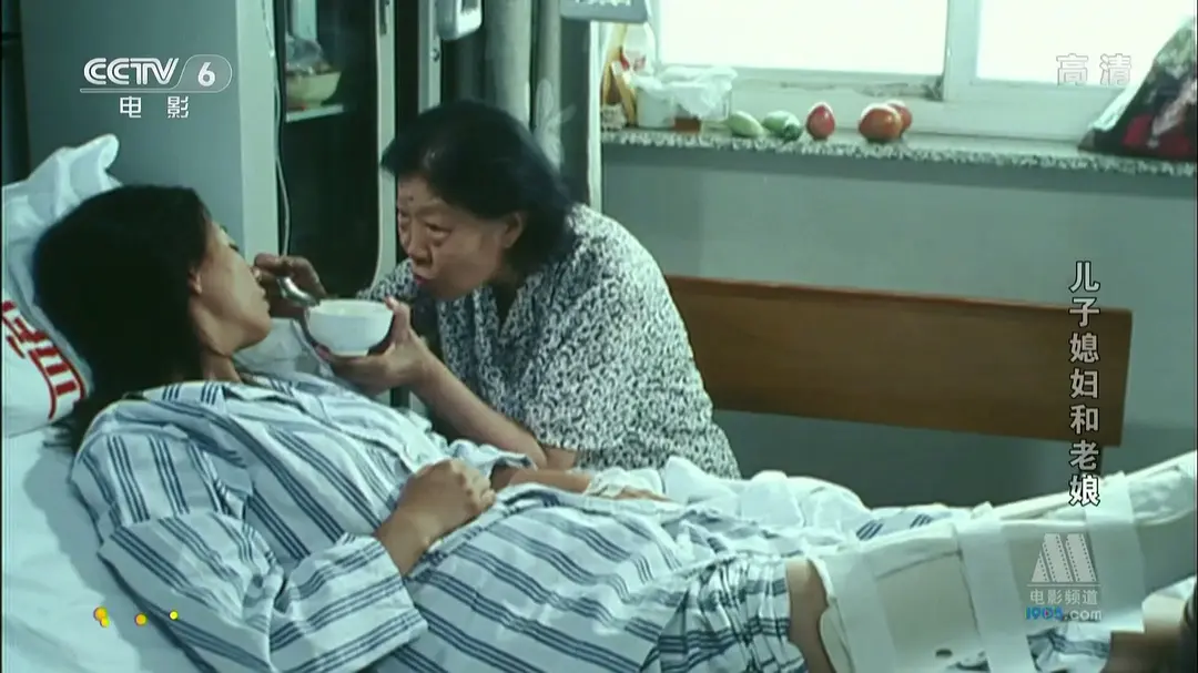 律师|儿子啃老成习惯,老母亲月工资500,他却伸手就要1万