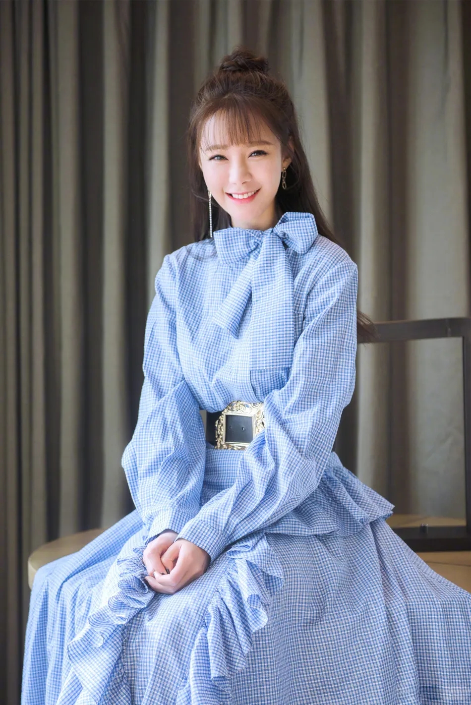 杨幂|不只是杨幂,半个娱乐圈女星都“秃”了,连95后都跟假发片杠上了