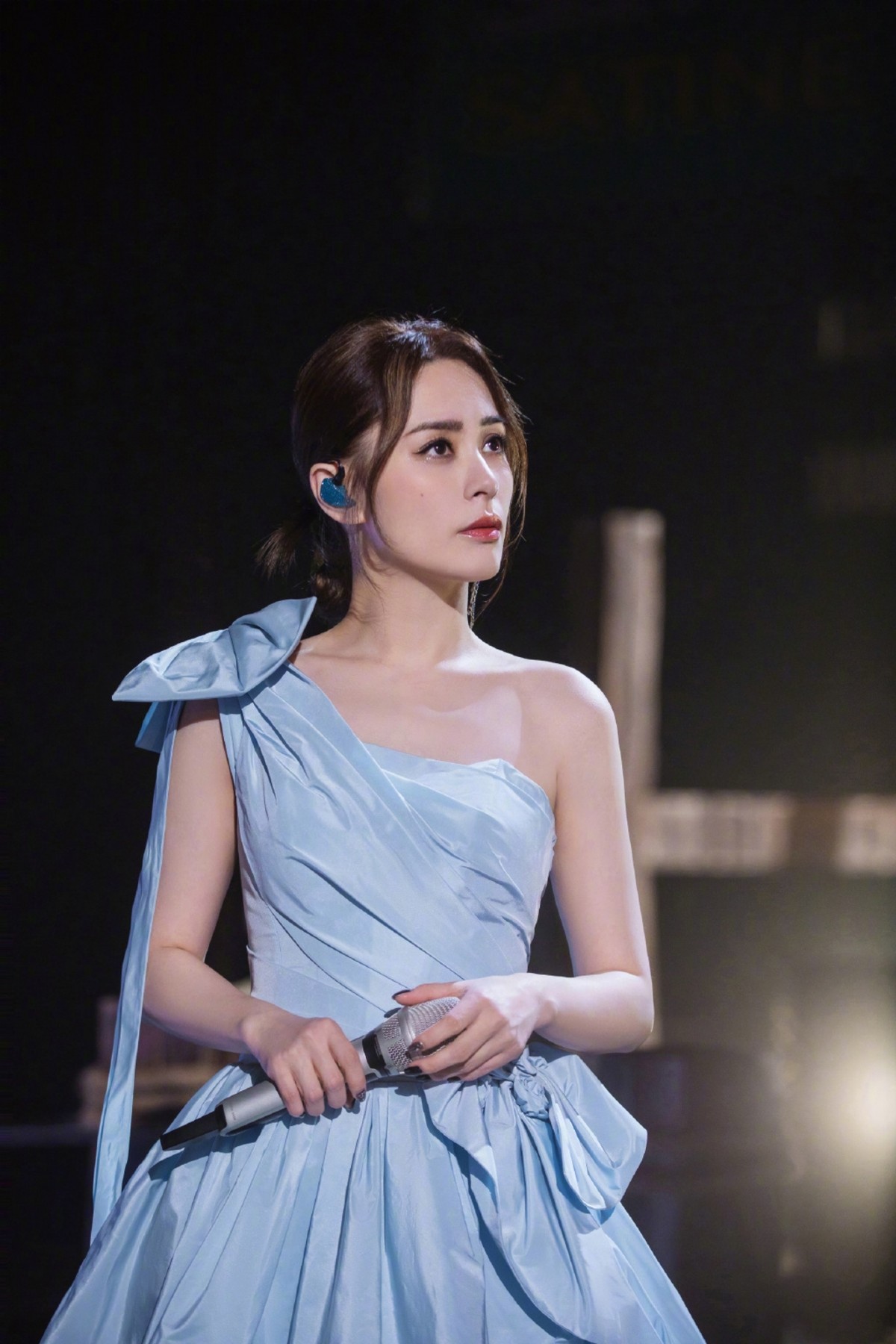 阿娇 《乘风破浪3》阿娇为游戏竟自揭离婚伤疤？分享瘦身成果，网友：听不懂