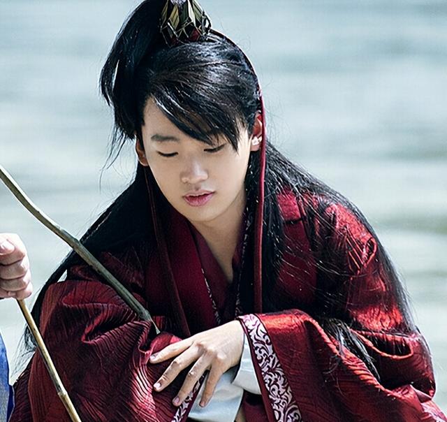 庆余年第二季|《庆余年2》新消息：超过30万人预约，4位主演曾被曝缺席第二季