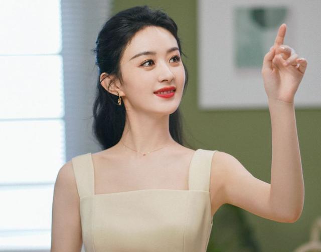 赵丽颖|曝赵姓女艺人生活怪癖，睡觉必须有人陪在房间，赵丽颖被猜测