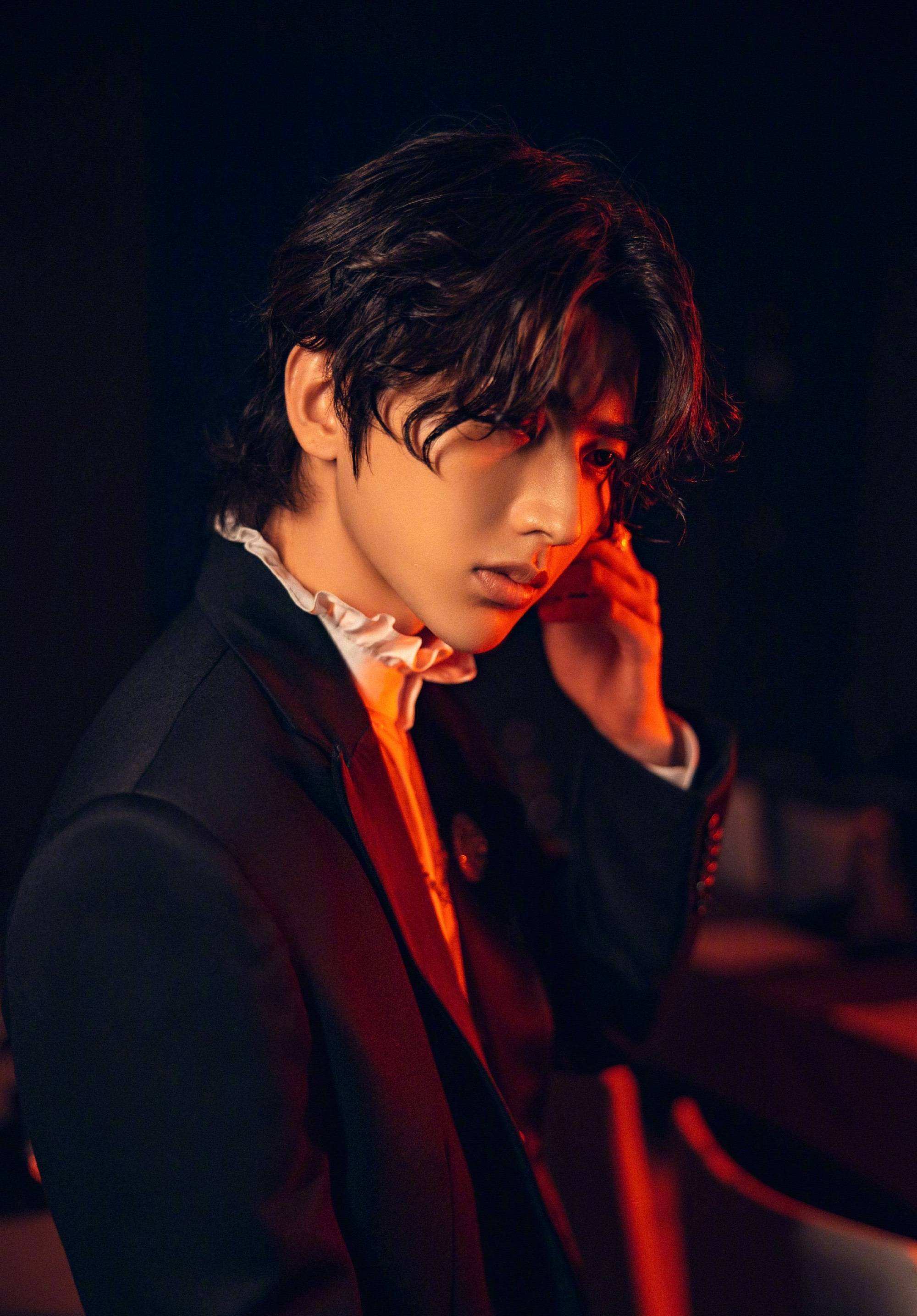 蔡徐坤|24岁蔡徐坤被集中问询!多家公司回应与其无合作,工作室严肃回应