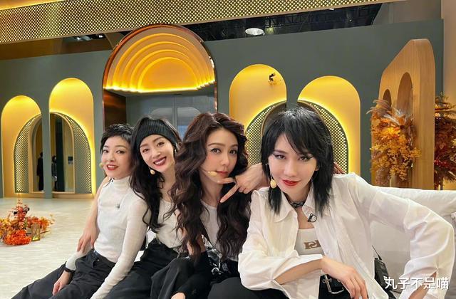 于文文|《乘风破浪》公演被指有剧本，王心凌队淘汰两位，于文文队意难平