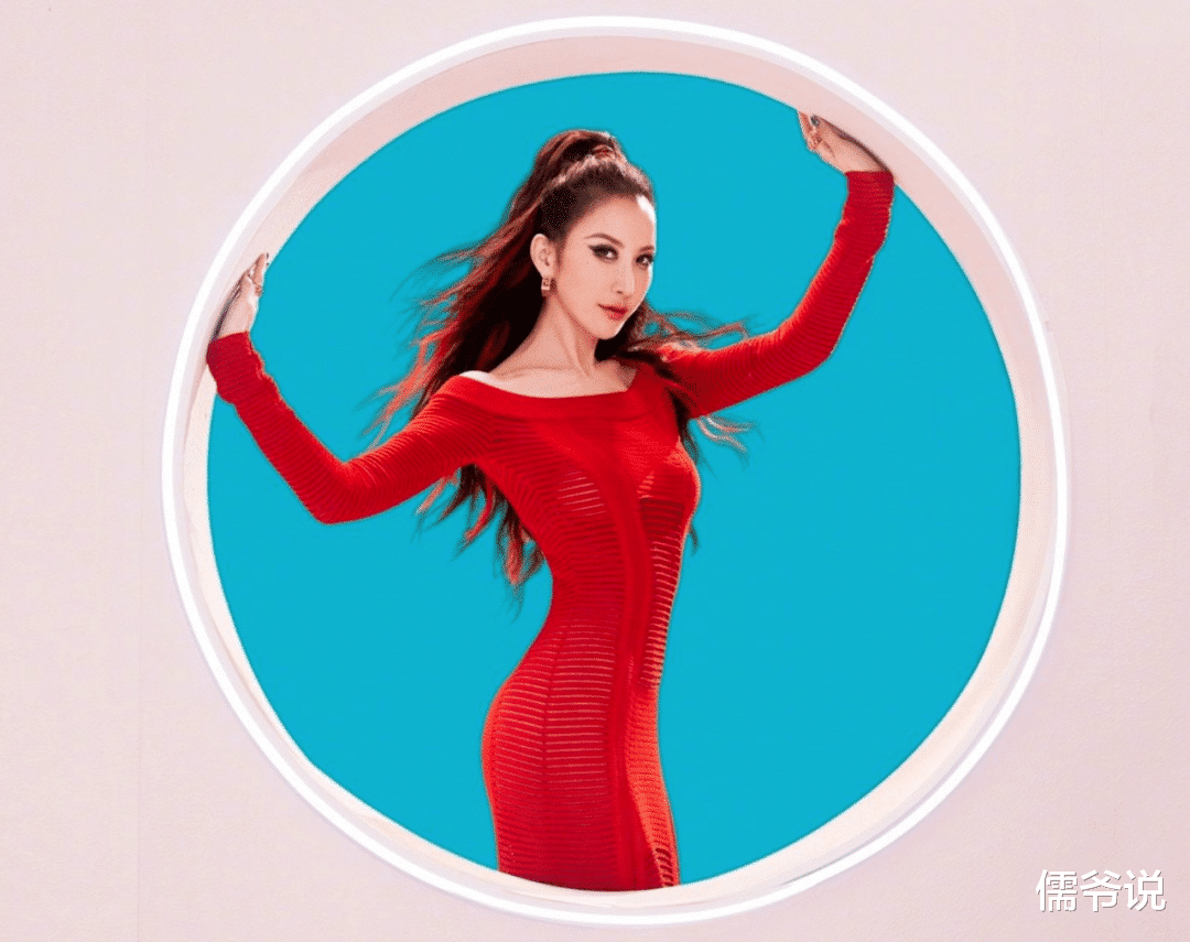 李玟|《中国好声音》导师李玟现场发飙，怒斥节目有黑幕，随后又发文称是误会