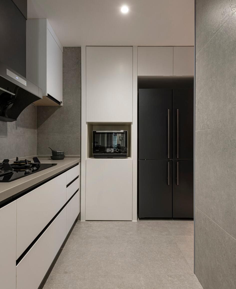 四居室的户型,她凭啥只留一间卧室?入住后才知道,真的很舒适