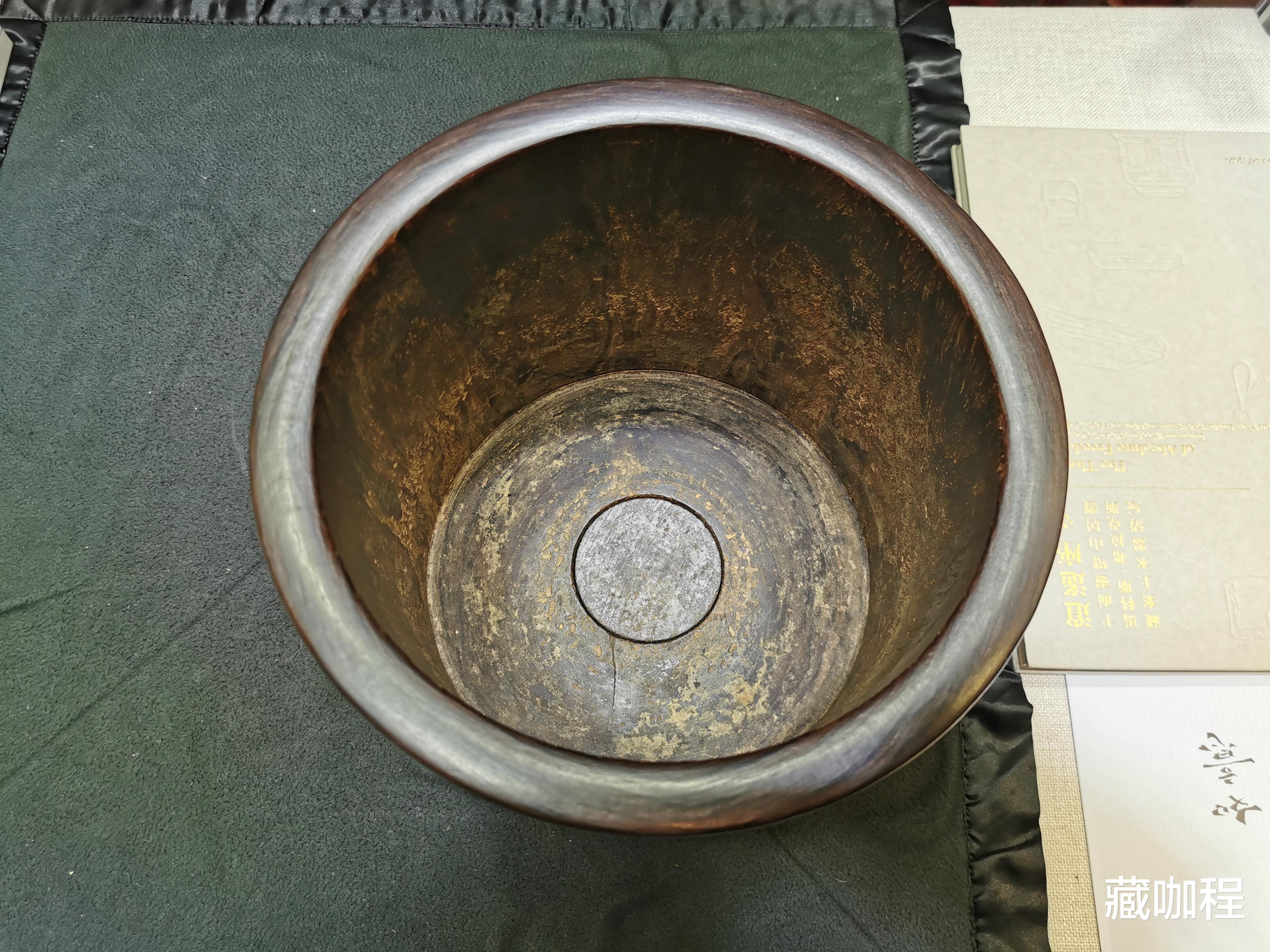 笔筒|口径大于高度，清黄花梨笔海整挖配活脐