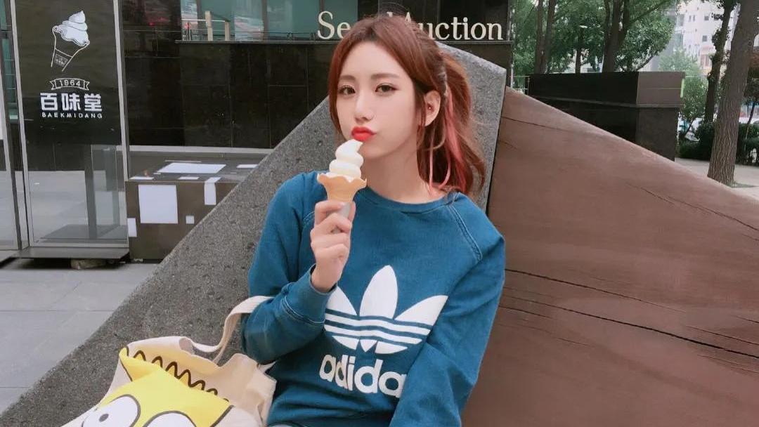 马东锡|她是马东锡女友，被网友称其为韩国最美体育老师