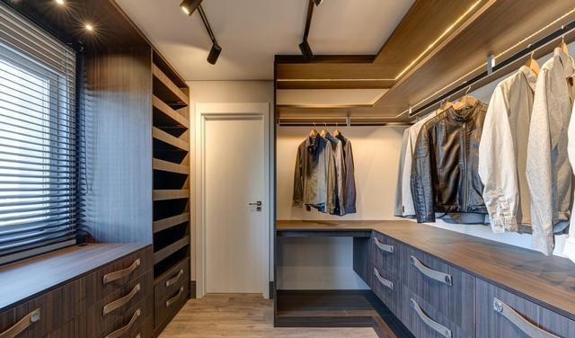 果然顶复式比一楼带院子舒适！160客厅半挑空，阳台风光无限好