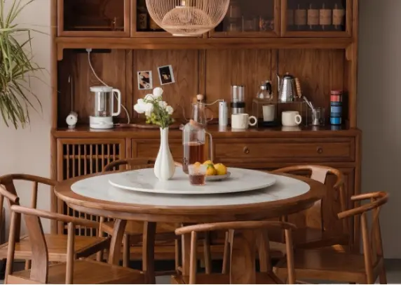 买餐桌,建议坚持这“5不买”,不是矫情,是真不适合家用