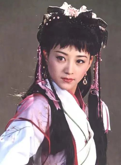 苗乙乙|用一个角色征服观众,当红时遭遇车祸意外,苗乙乙当年有多美?!