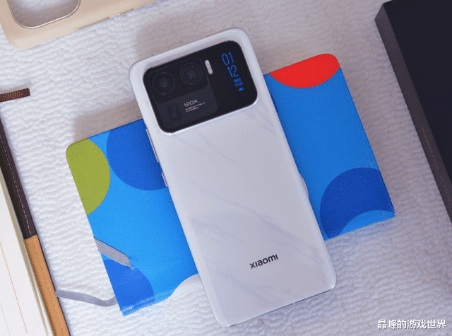 安卓|12GB+512GB+陶瓷机身+IP68防水，跌价2950元，别等小米12SUltra了