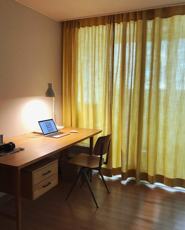 夫妻俩坚持丁克,129不多添置一件家具,沙发也不要,生活很随心