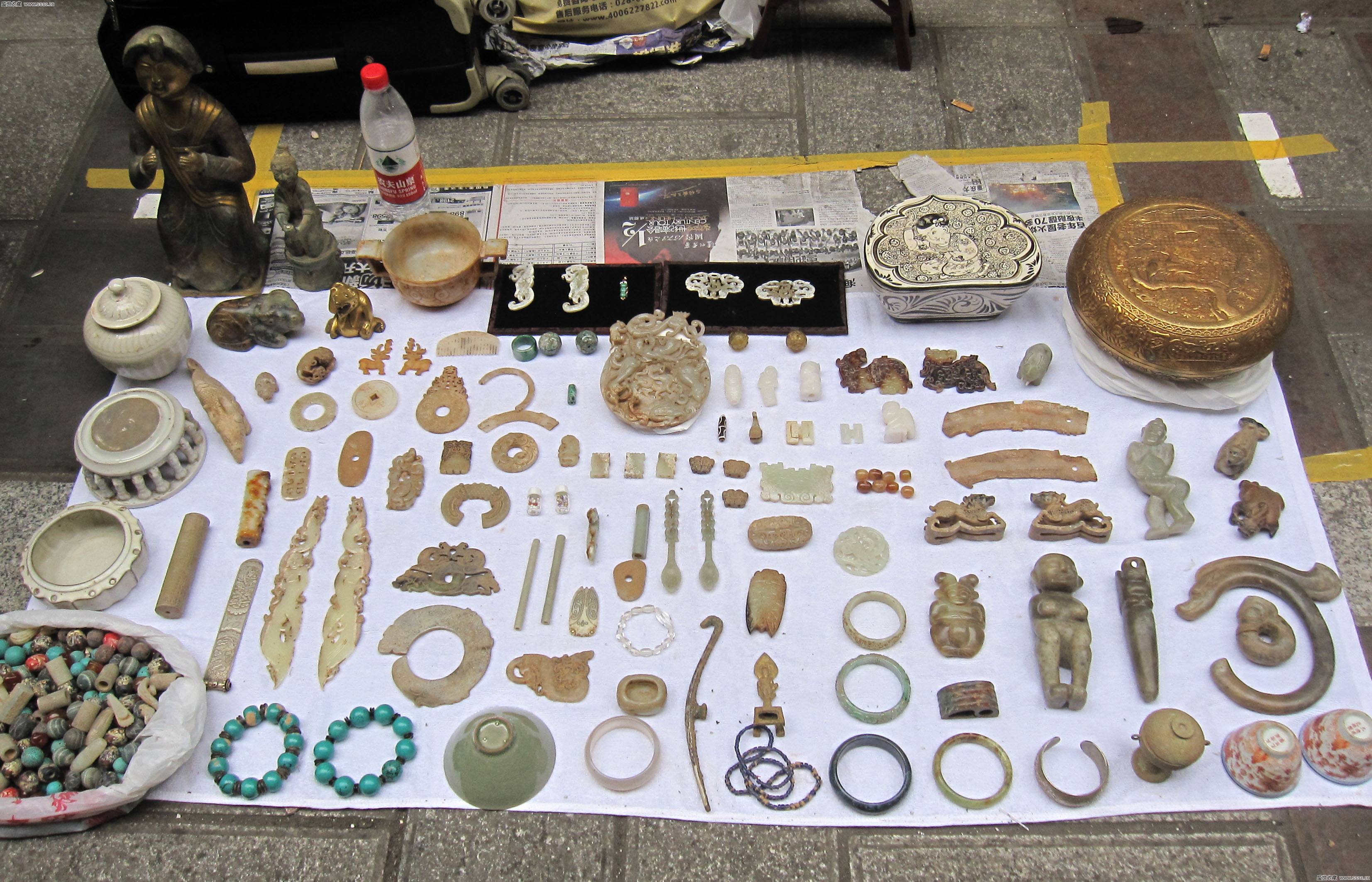 文玩|新手第一次逛文玩市场,有什么需要注意的吗?