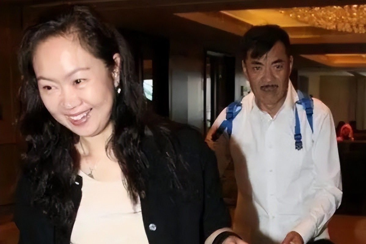 刘威|刘威：爱上小24岁杨若兮，同居九年不告而别，再出现时已结婚生子