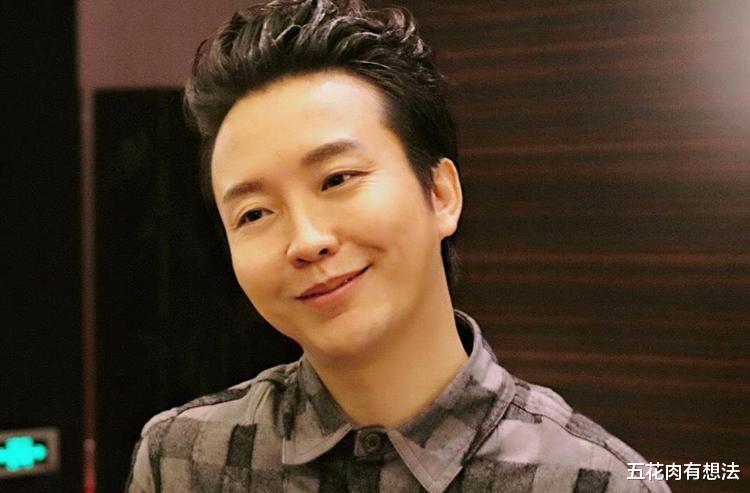 李玉刚|李玉刚到底有多渣?成名后抛弃糟糠之妻,如今二婚成外国高官女婿