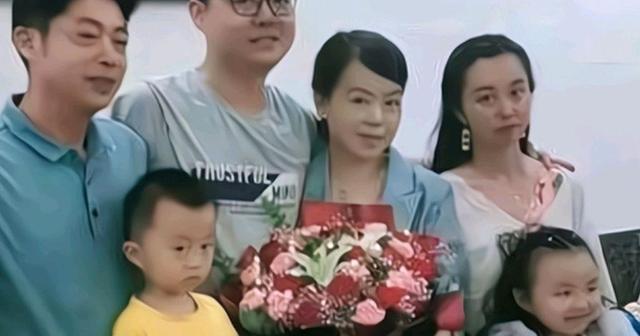 吴宣仪|二审过后，姚威被传和许敏发生争执，田静怒怼造谣者收获好评