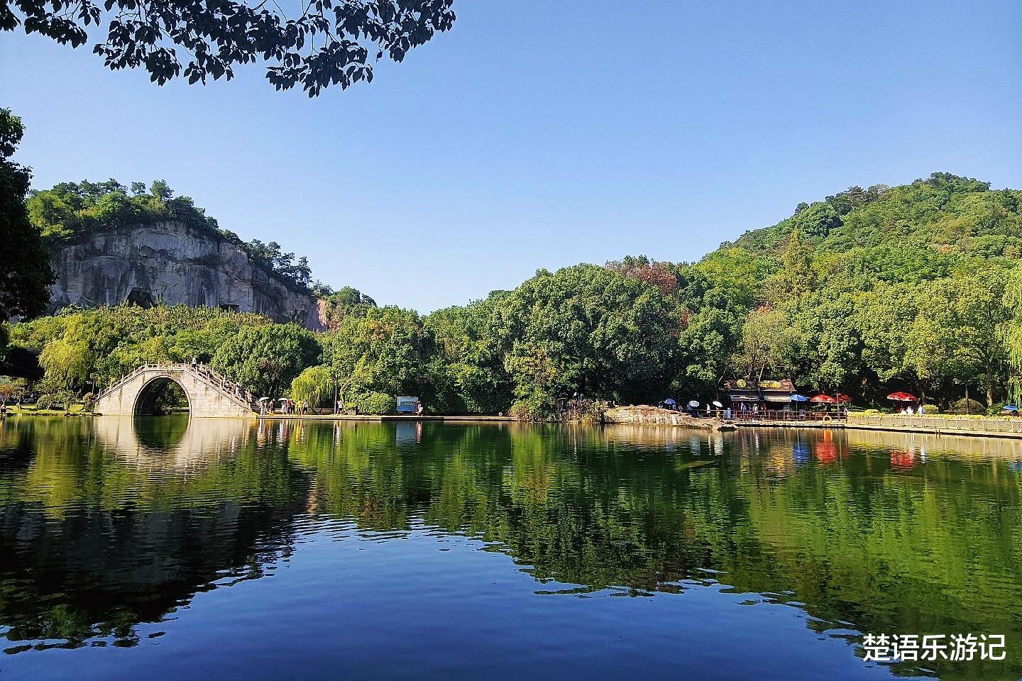 鲁镇|浙江这个景区有1800年的历史，三大景点共存，奇石秀水美不胜收
