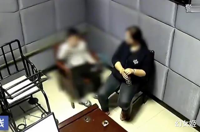 18年，美女情史混乱带男网友过夜，竟酿成悲剧，儿子：妈妈不让说