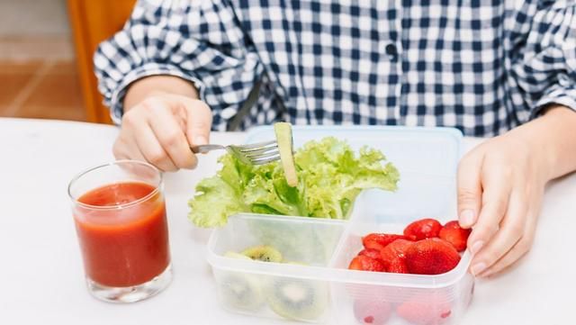 养生|脑梗的源头已发现，肥肉没上榜，第1名大家几乎天天吃