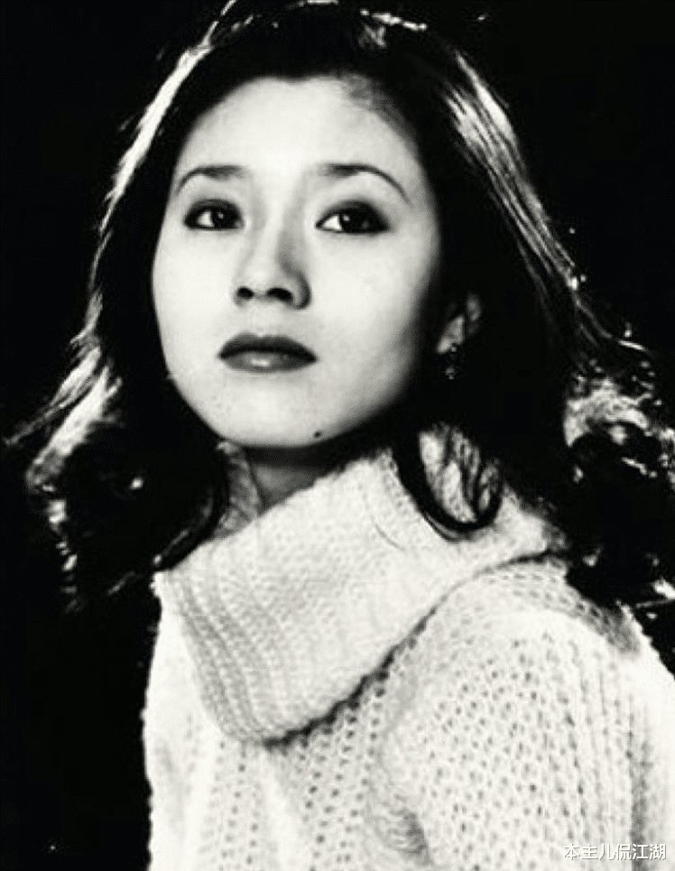 魏秋桦|“最美中年黄蓉”魏秋桦:情史干净,42岁破产,67岁未婚无子