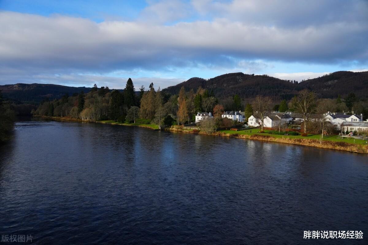 |职场中，一定要远离三种类型的领导，对个人发展影响很大