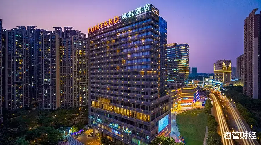 万科|地产酒店，酒店能否反哺地产？