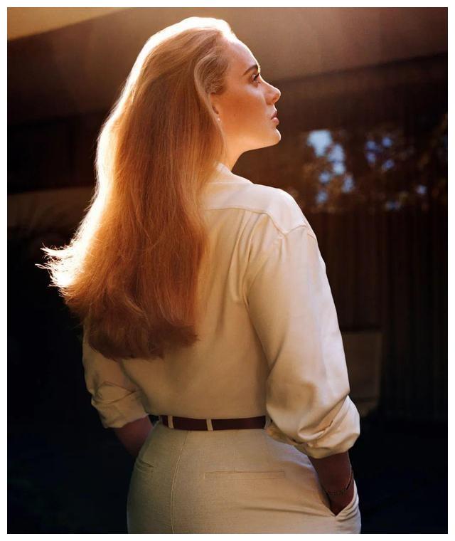 阿黛尔|“为耳朵唱歌”的阿黛尔：花7亿和丈夫离婚，减肥90斤，遇见爱情