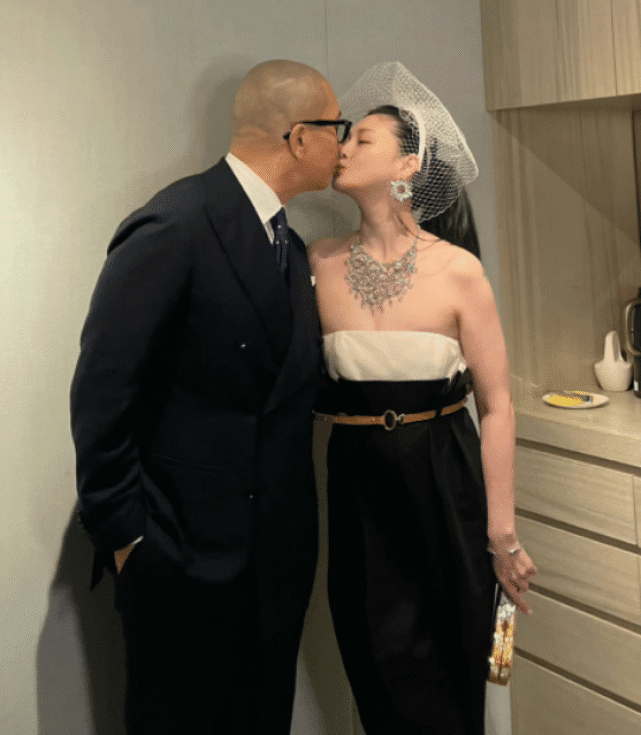 大S|律师称汪小菲将彻底失去子女抚养权,大S刷卡、睡床垫受法律保护!