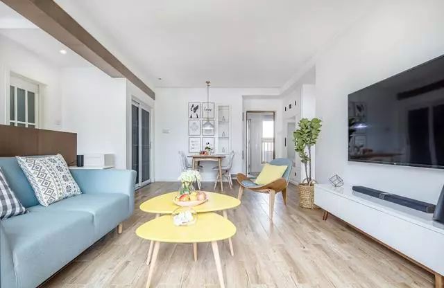 太羡慕闺蜜家了！房子装修这漂亮，半包才花了18万！