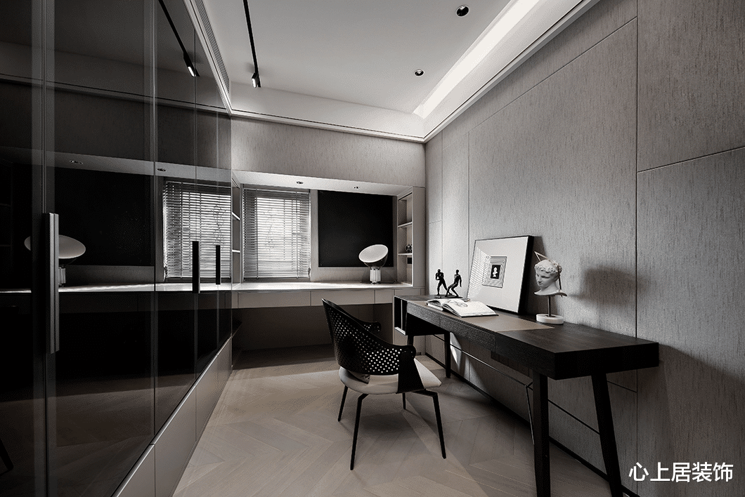 极简主义，石上松墨，于无色处见繁花