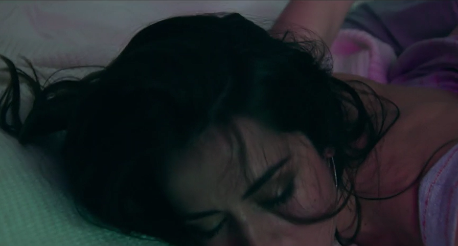 詹妮弗·洛佩兹|《消失的爱人》2.0？男女主假戏真做，这R级情爱大戏有内味了