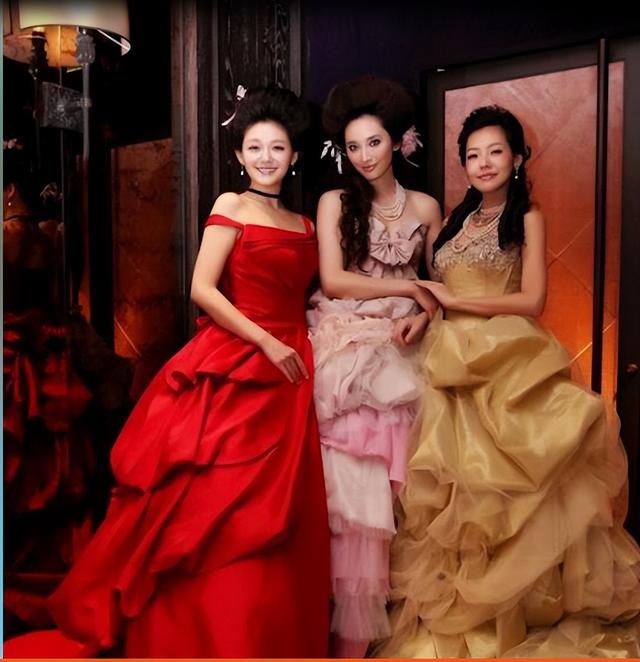 吴佩慈|“毒舌贵妇”吴佩慈:公开嘲讽大小S,为贴豪门未婚生4胎