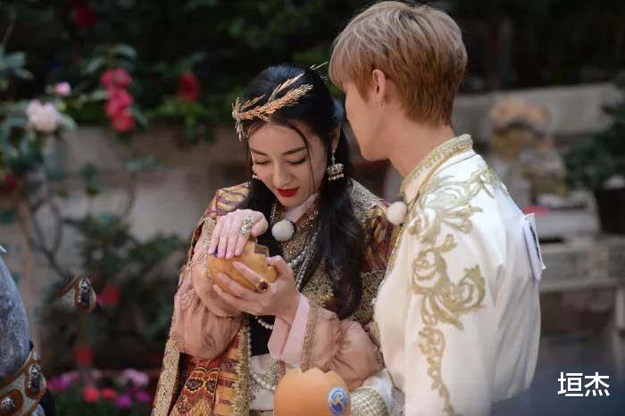 沈腾|明明很喜欢，却偏偏要疏远！这10对离心的CP，让人“意难平”