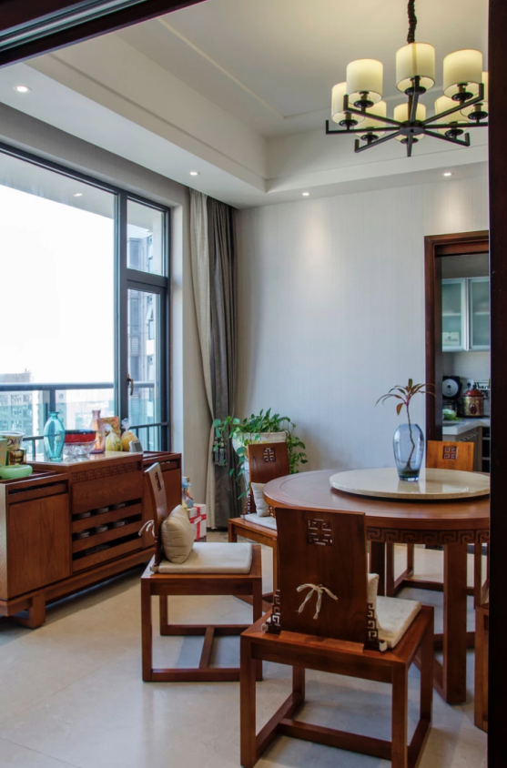 是不是我年龄大了?越来越喜欢简约中式,一进门就被迷住了!晒晒