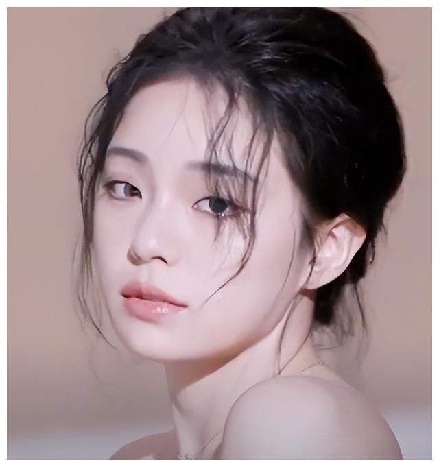 温婉 恶毒千金vs温婉白花，谁才是你心目中的女神？