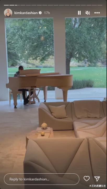 金·卡戴珊|金·卡戴珊的反击来了!举报Kanye恶意造谣,请钢琴师提供叫醒服务