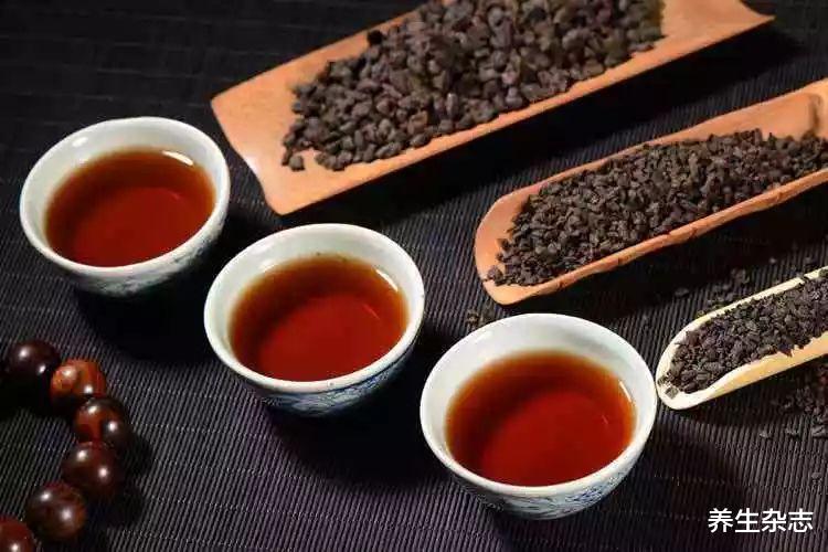 甲状腺|甲状腺患者不能喝浓茶？医生：不想结节飙长，3种 “水”千万要少碰