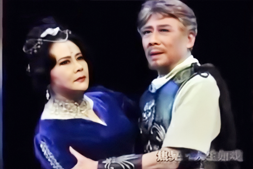 车晓|同是演“康熙”，把陈道明和焦晃放在一起，差距就出来了