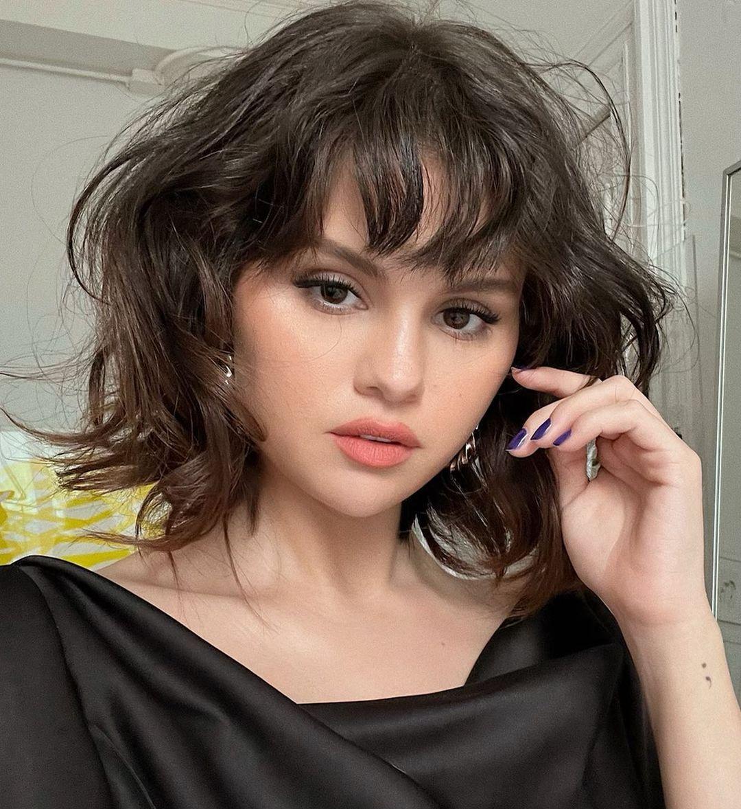 关晓彤|纯白挑高大厅！赛琳娜490万美金私人奢华豪宅曝光