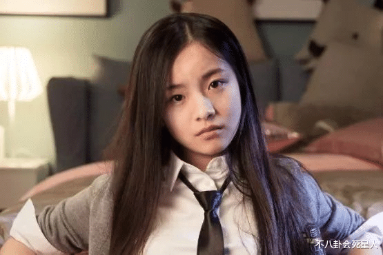 关晓彤|历数京圈公主5代！关晓彤不过分，有人不上大学也能部部女一