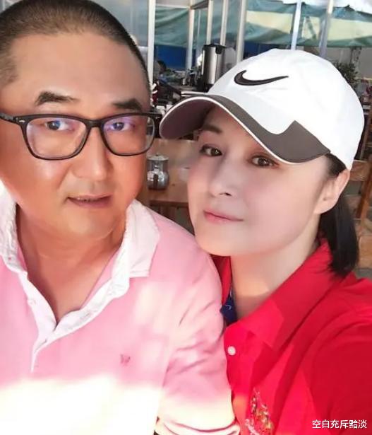 |于月仙周年祭将至，张学松思念亡妻，本山传媒公开谢大脚花絮缅怀