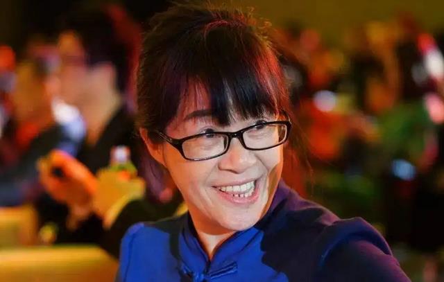 马伊琍|46岁余秀华称刘信达暗恋自己，却被对方“倒打一耙”，网友：恶心