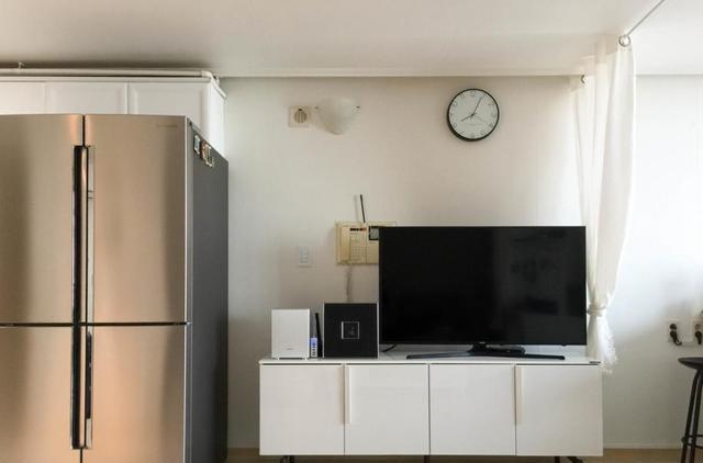 花光6年积蓄买43二手房,不舍得花大钱装修,简单收拾就入住了