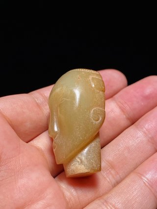 |明以前 和田玉籽料 白玉 玉人首 挂件 把件