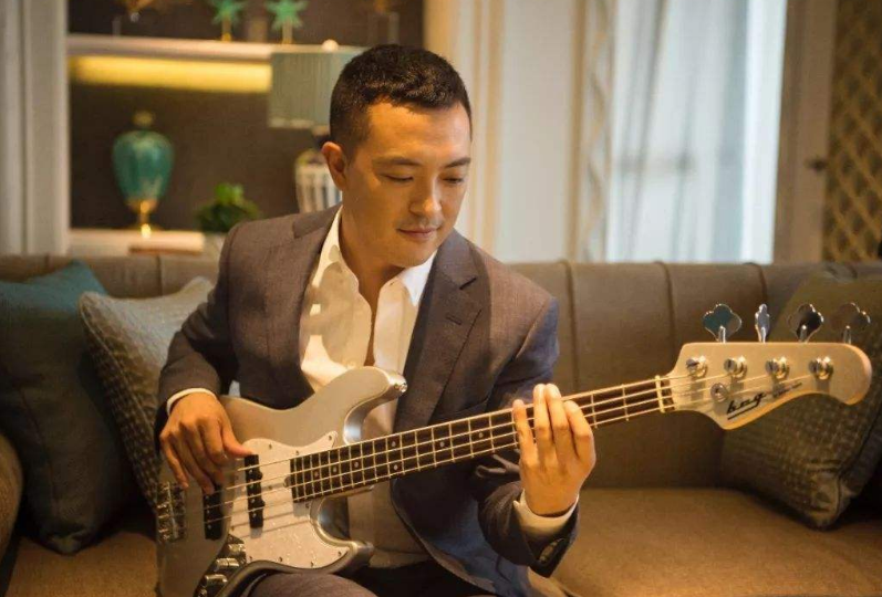 富大龙|富大龙饶敏莉:结婚12年后,仍无房无子女,爱情终究败给了现实!