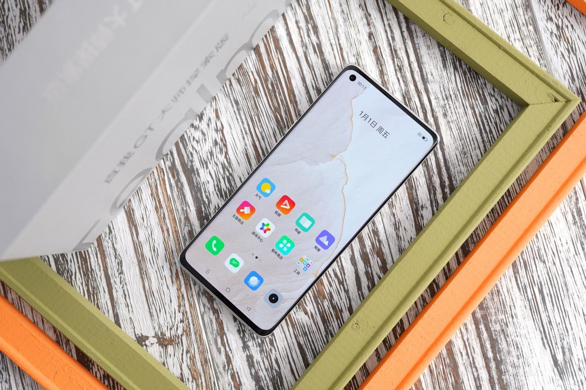 大数据|realme 真我 GT 大师探索版评测:高级质感